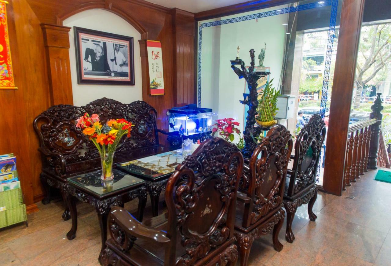 Hotel Kally Saigon Хошимін Екстер'єр фото