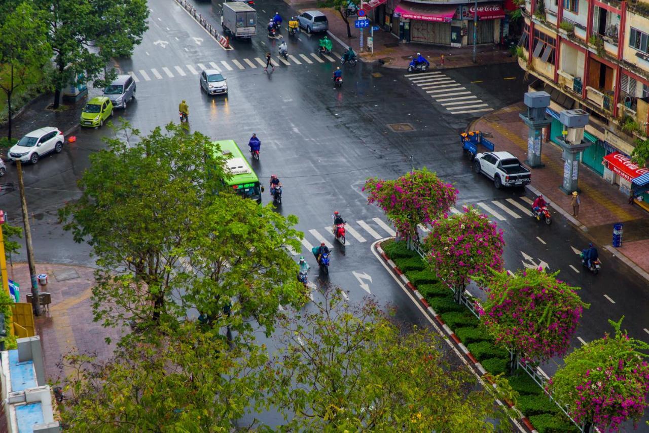 Hotel Kally Saigon Хошимін Екстер'єр фото