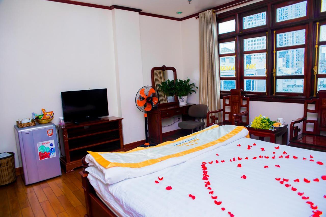 Hotel Kally Saigon Хошимін Екстер'єр фото